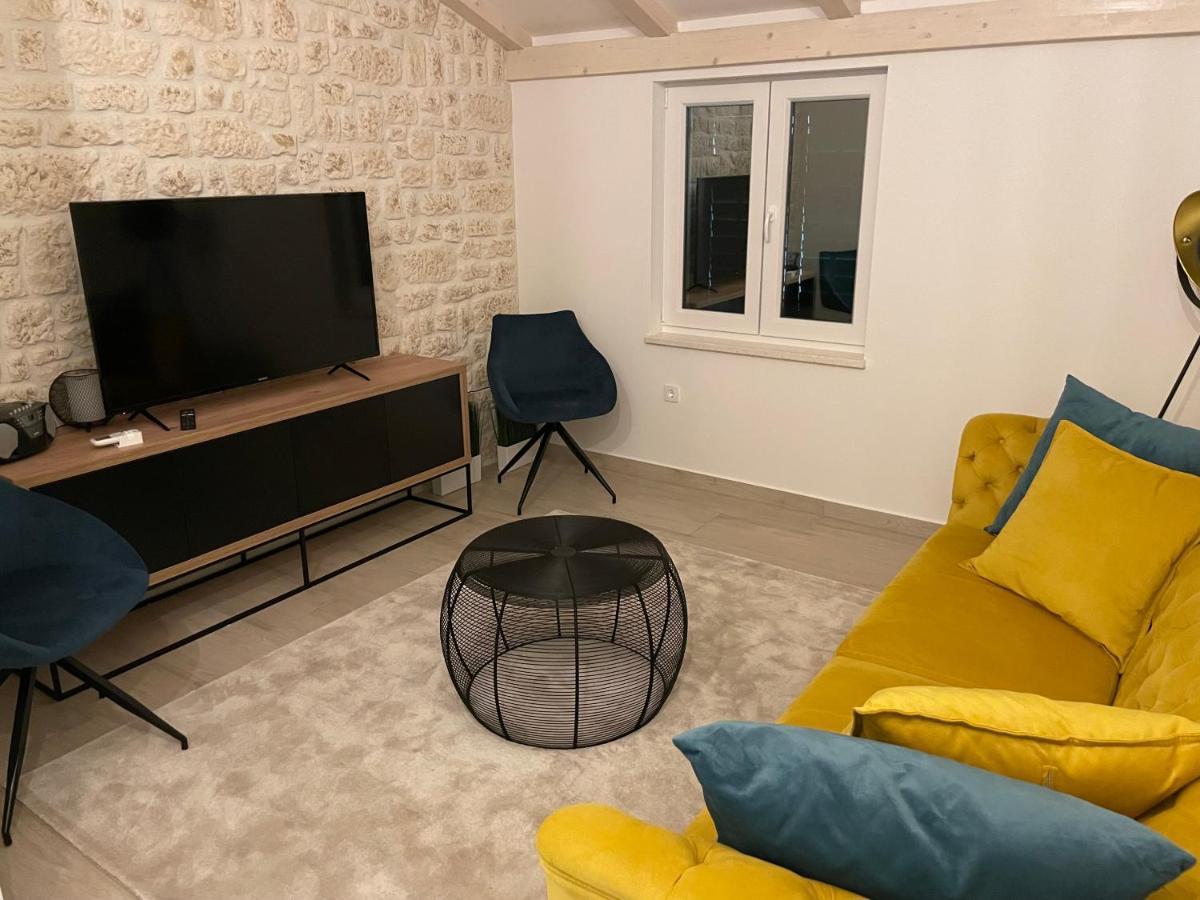 Citadela Apartment Primosten Exterior photo